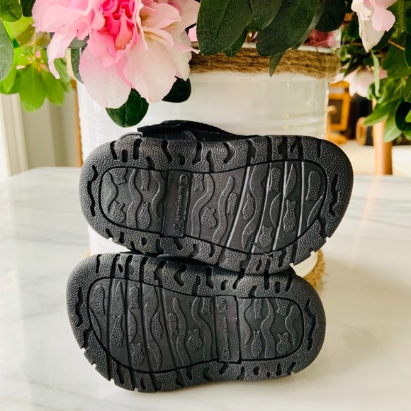 Champion•NIB•2-Wide•Neoprene Water Sandals - Picture 10 of 11